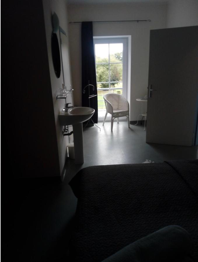 La Vieille Tour Hotel Hotton Buitenkant foto